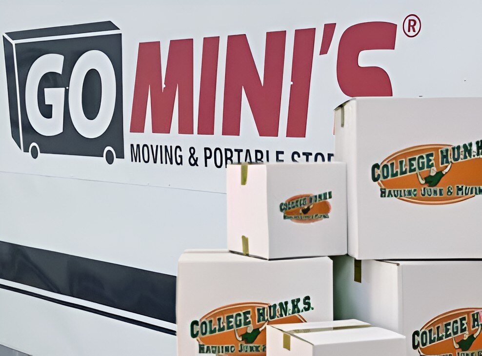 Go Mini's College Hunks