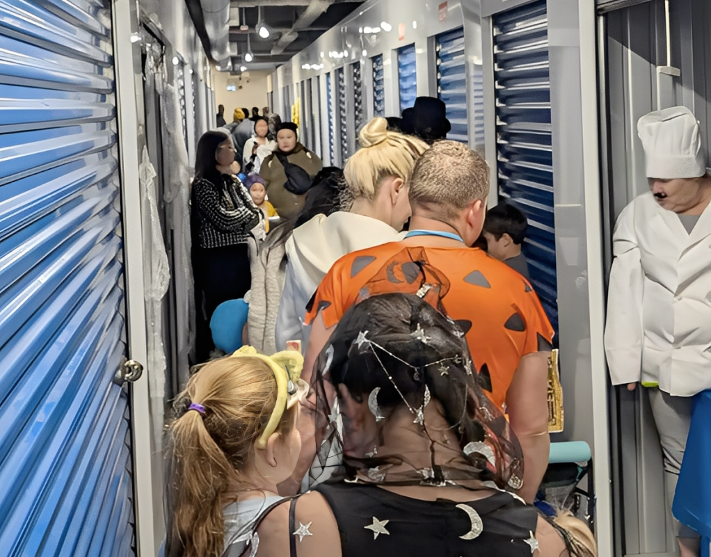 Bluebird Storage Halloween