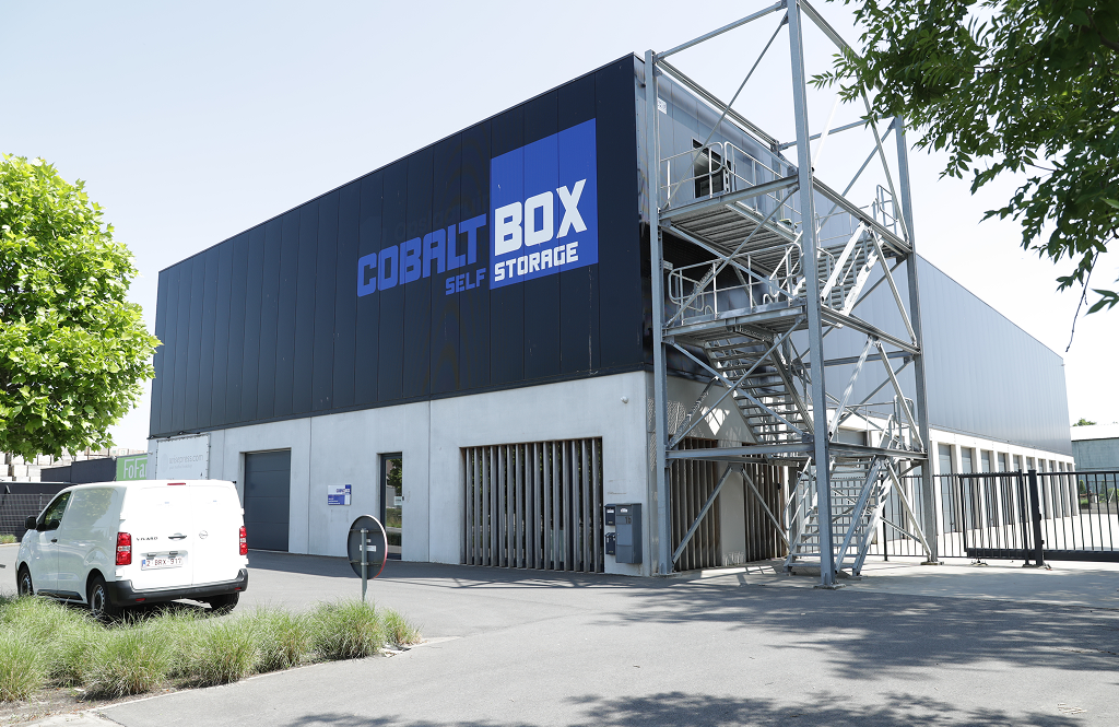 Cobalt Box Europi