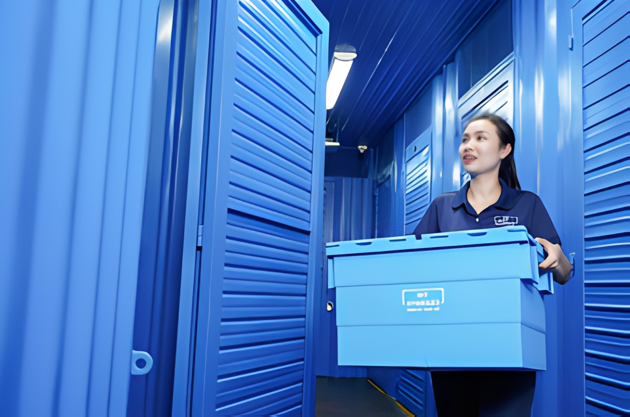 self-storage vietnam